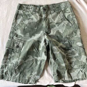Pre owned, like new Urban Pipeline Cargo Shorts in Camo